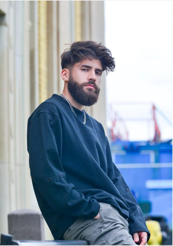 CREWNECK Boxy sweatshirt